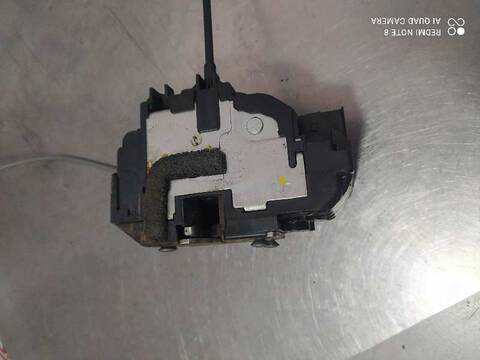 Foto 2ª: Cerradura Puerta Delantera Izquierda Nissan Qashqai TEKNA 150CV 110KW [M9R832] (2008)