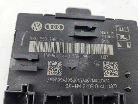 Foto 3ª: Centralita Motor ECU Audi A1 ATTRACTION 90CV 66KW [CAYB] (2014)