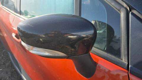Retrovisor Derecho Renault Captur ZEN 90CV 66KW