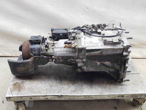 Foto 2ª: Caja Transfer Mitsubishi Montero 3.2 DI-D GLS KAITEKI 5-PTAS.) (2001)
