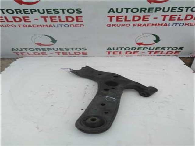 Brazo Suspension Delantero Derecho Toyota Corolla 1.8