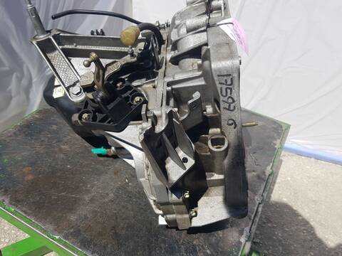 Foto 2ª: Caja Cambios Renault Megane 1.4 16V BM0B CM0B) 98CV 72KW II BM0/1_ CM0/1_) [K4J740] (2006)