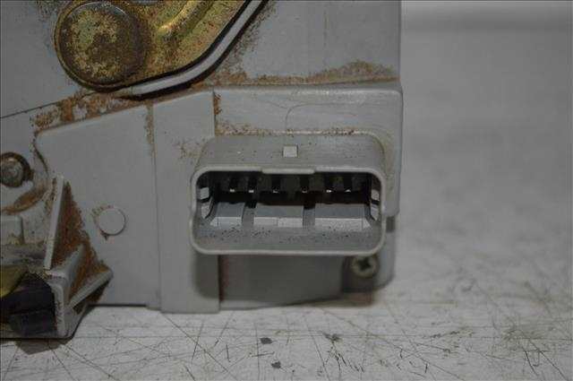 Foto 4ª: Cerradura Puerta Delantera Derecha Peugeot 406 2.0 HDI 1995-2004 [RHZ] (2001)
