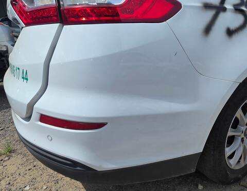 Foto 3ª: Paragolpes Trasero Ford Mondeo T7CN BERLINA (2018)
