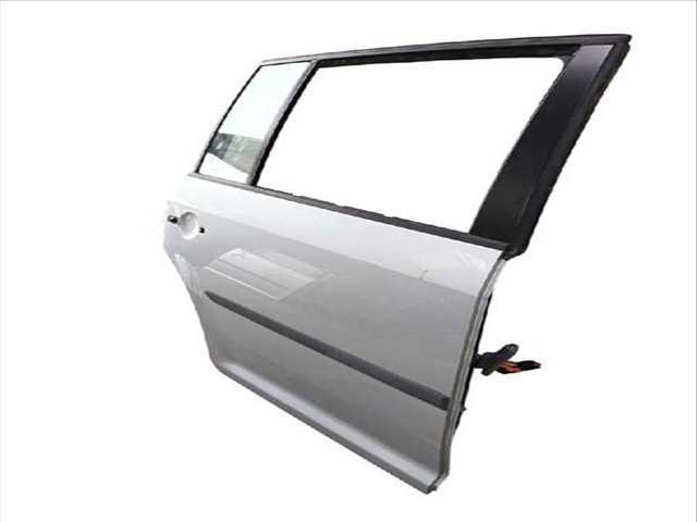 Foto 3ª: Puerta Trasera Derecha Volkswagen Touran 1.6 TDI (2010)