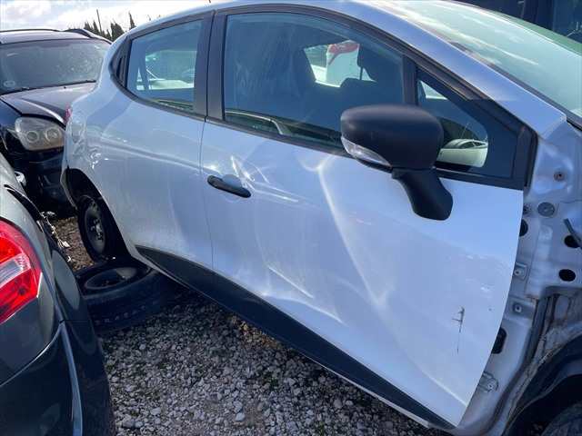 Foto 3ª: Puerta Delantera Derecha Renault Clio 1.1 GASOLINA 73cv [D4FD7] (2017)