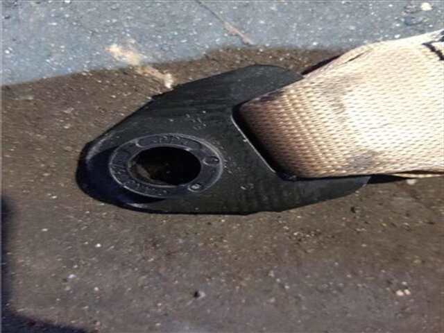 Foto 2ª: Cinturón Delantero Derecho Bmw Serie 5 518 3.0 530I [3.0 LTR. - 170 KW 24V CAT] [M54 306 S3]