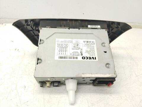 Foto 3ª: Sistema Audio Radio CD Iveco Camion D 35S12 [F1AGL411XE] (2021)