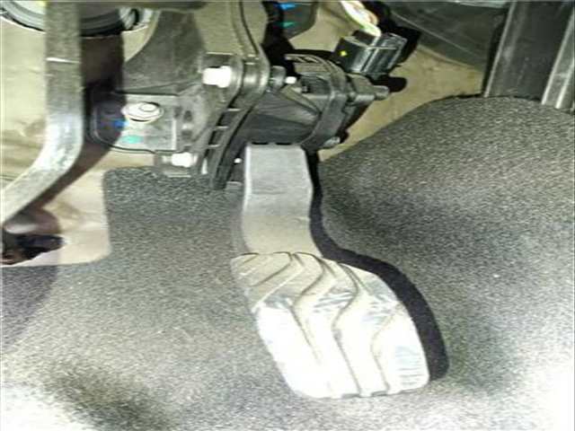 Pedal Acelerador Dacia Duster 1.3 TCE 130 HMMF) 131CV 96KW