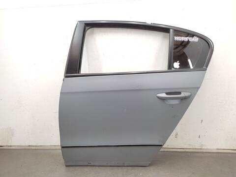 Puerta Trasera Izquierda Volkswagen Passat 2.0 BLUETDI 143CV 105KW