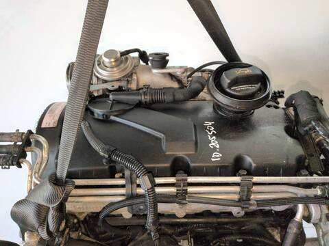 Foto 2ª: Motor Completo Volkswagen Golf BERLINA (2003)