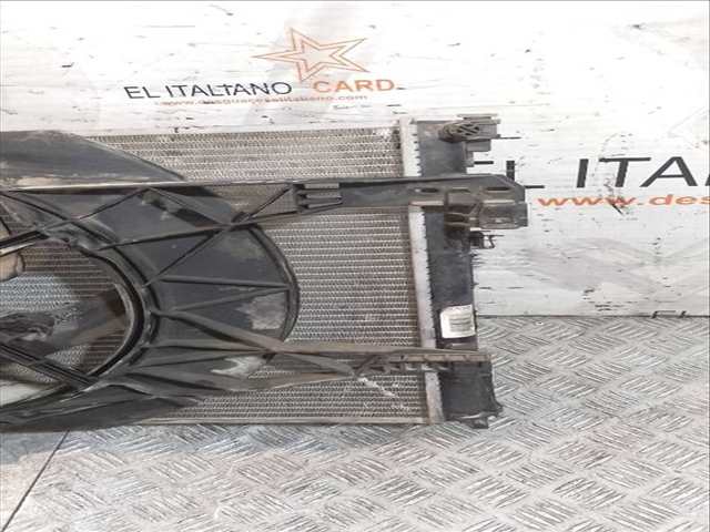 Foto 3ª: Radiador Motor Opel Vivaro FURGON 2.7T CORTO 101CV 74KW [F9Q U7] (2002)