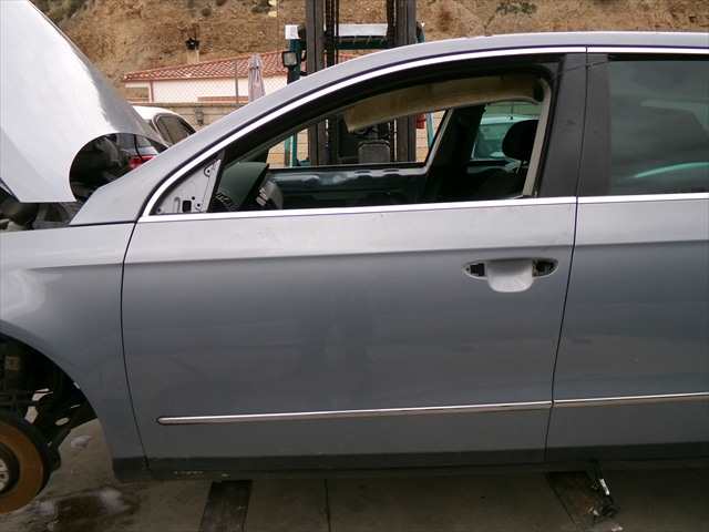 Puerta Delantera Izquierda Volkswagen Passat 1.4 TSI RANCHERA,2005-2011