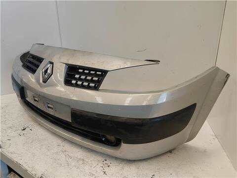 Foto 3ª: Paragolpes Delantero Renault Megane 1.6 16V BM0C CM0C) 113CV 83KW II BM0/1_ CM0/1_) [G/ K4M T 7] (2003)