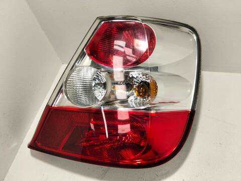 Foto 3ª: Piloto Trasero Derecho Honda Civic 1.4I LS 90CV (2001)