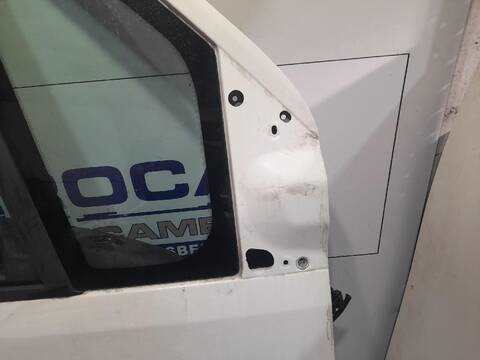 Foto 3ª: Puerta Delantera Derecha Citroen Jumper 2.2 E-HDI FAP CAT 131CV [D/ 4H03] (2014)