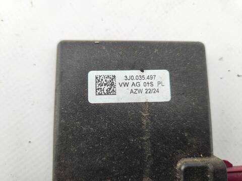 Foto 3ª: Antena Volkswagen Passat CJ5) 2.0 TDI 193 193CV 142KW [DXNB] (2024)