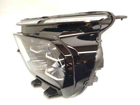 Foto 3ª: Faro Izquierdo Citroen C4 1.2 155CV 114KW [YH01] (2023)