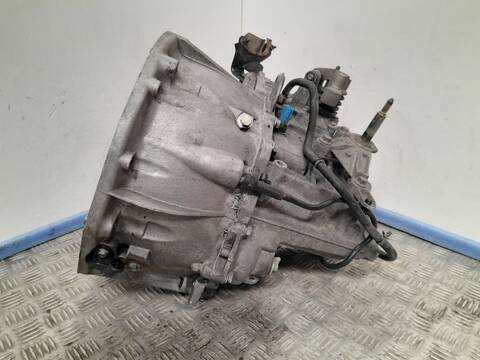 Foto 2ª: Caja Cambios Nissan Primera ACENTA BERLINA 120CV 88KW [F8QA260] (2003)