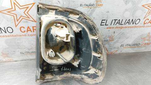 Foto 4ª: Piloto Trasero Izquierdo Nissan Terrano COMFORT 125CV 92KW [TD27TI] (1999)