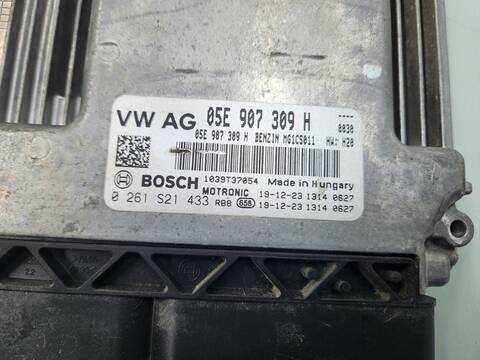 Foto 3ª: Centralita Motor ECU Volkswagen Golf SPORT R-LINE 150CV 110KW [DPCA] (2020)