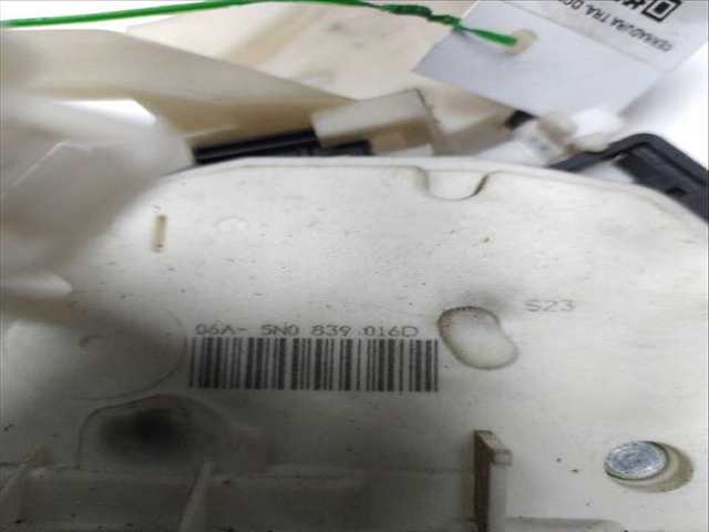 Cerradura Puerta Trasera Derecha Volkswagen Passat 2.0 BLUETDI