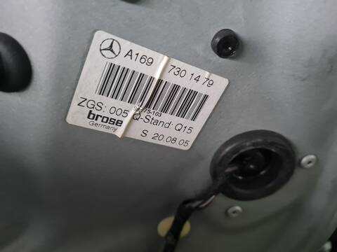Foto 2ª: Elevalunas Manual Trasero Derecho Mercedes Clase A 140 A 180 CDI 169.007) 109CV 80KW [640940] (2005)