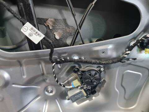 Elevalunas Eléctrico Delantero Izquierdo Volkswagen Tiguan LIFE 122CV 90KW