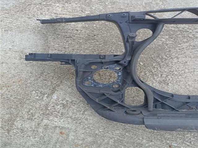 Foto 3ª: Paragolpes Delantero Audi A4 1.9 TDI (96 KW) [1.9 LTR. - 96 KW TDI] [AWX]