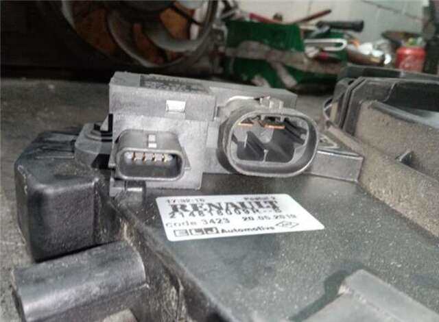 Foto 2ª: Electroventilador Renault Clio 0.9 BUSINESS [0.9 LTR. - 66 KW TCE ENERGY BIVALENT. GASOLINA - GPL] [H4BB408]