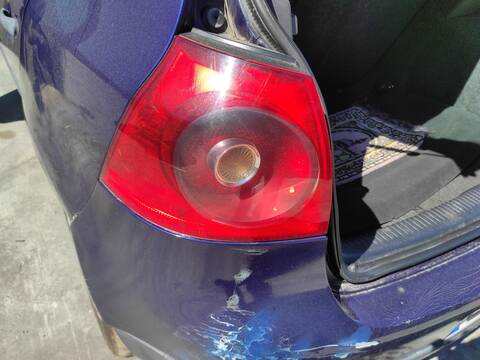 Piloto Trasero Izquierdo Volkswagen Golf BDK