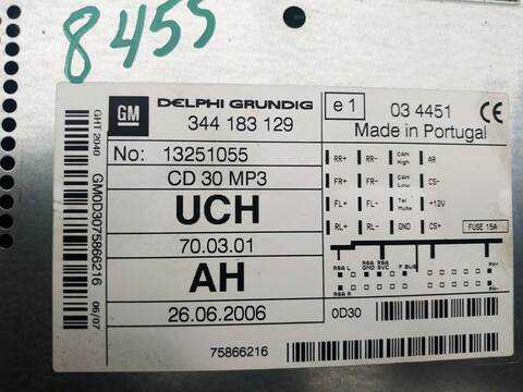 Foto 4ª: Sistema Audio Radio CD Opel Astra COSMO 140CV 103KW [Z18XER] (2007)