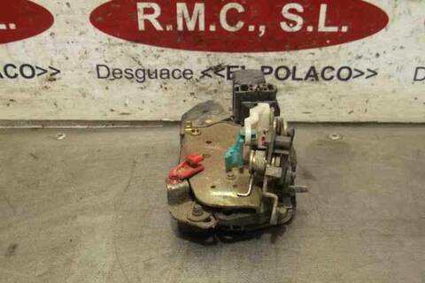 Foto 4ª: Cerradura Puerta Trasera Derecha Chrysler Neon 1.6 16V CAT 116CV 85KW [1 6L] (2003)