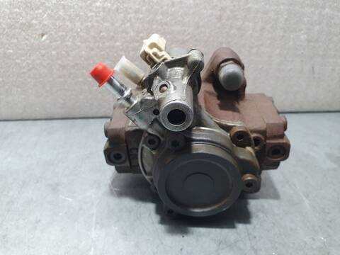 Foto 3ª: Bomba Inyeccion Citroen DS3 1.6 HDI FAP 112CV 82KW [9H05] (2009)