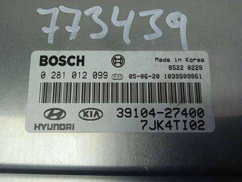 Foto 3ª: Centralita Motor ECU Kia Sportage 2.0 TD CAT 113CV 83KW [D4EA] (2006)