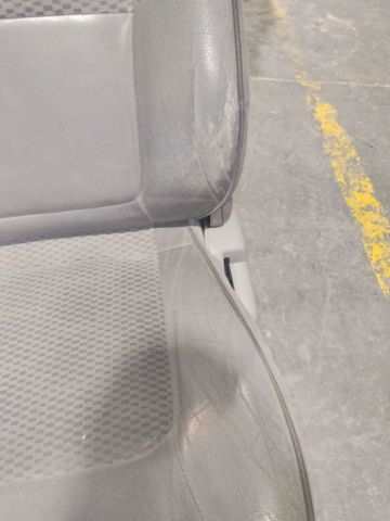 Foto 4ª: Asiento Delantero Derecho Nissan Patrol 3.0 D ZD30 GU3 3P BINDADO (2003)