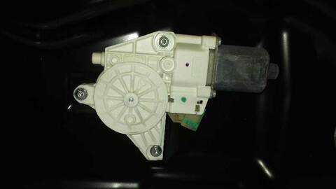 Foto 2ª: Elevalunas Eléctrico Delantero Derecho Mercedes Clase ML 320 3.0 CDI W164) 224CV 165KW 164.122) (2005)