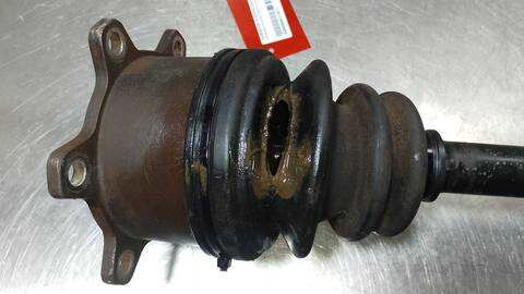 Foto 3ª: Transmision Delantera Izquierda Mitsubishi Montero 3.2 DI-D ALL-FOUR 5-PTAS.) 160CV 118KW (2005)