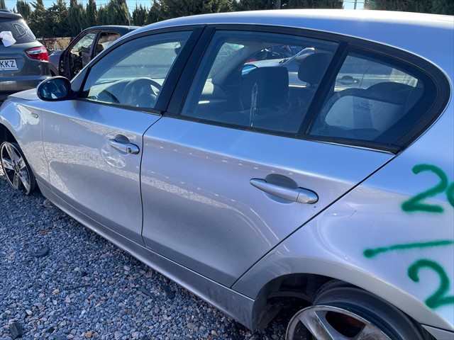 Foto 2ª: Puerta Trasera Izquierda Bmw Serie 1 118 2.0 D 122cv [204D4] (2006)