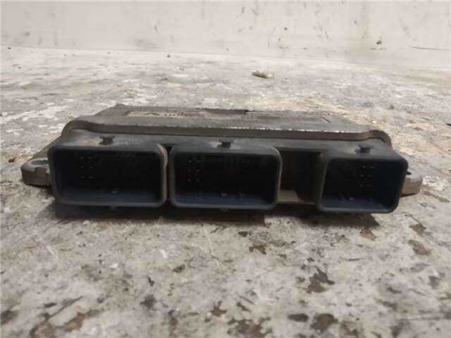 Foto 2ª: Centralita Motor ECU Renault Megane 1.6 CONFORT AUTHENTIQUE [1.6 LTR. - 83 KW 16V] II BERLINA 5P (10.2002-_) [K4M760]