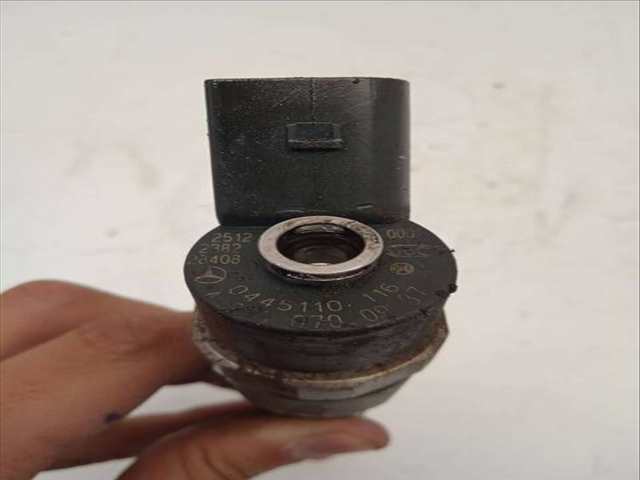 Foto 2ª: Inyectores Mercedes Clase A 140 1.7 CDI DIESEL CAT 95CV 70KW [OM668942] (2002)