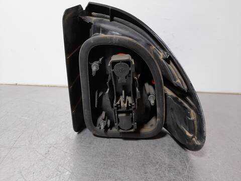 Foto 4ª: Piloto Trasero Izquierdo Renault Laguna 2.2 DIESEL 83CV 61KW [G8T] (1995)