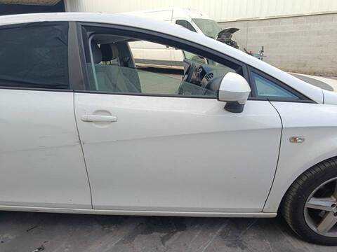 Puerta Delantera Derecha Seat Leon CAYC