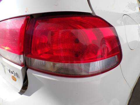 Piloto Trasero Derecho Volkswagen Golf CBD