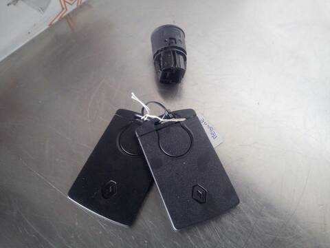 Foto 2ª: Antirrobo Renault Megane LIFE BERLINA 116CV 85KW III BERLINA 5 P [H5F F4] (2016)