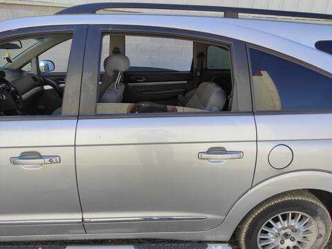 Puerta Trasera Izquierda Ssangyong Rodius D27DT