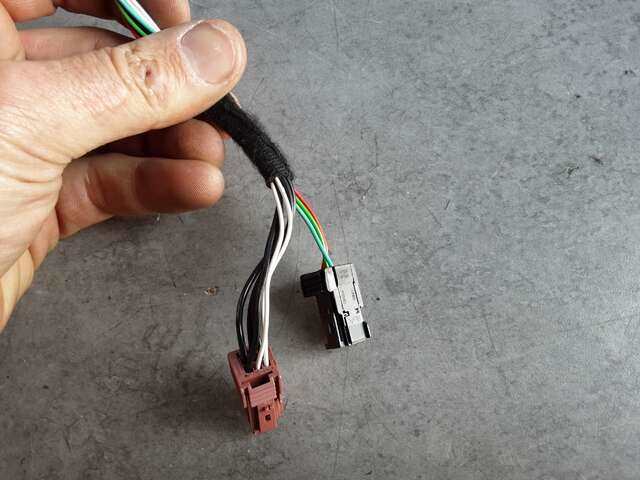 Foto 3ª: Retrovisor Derecho Peugeot 208 1.2 12V82CV 0CV [HMZ] (2015)