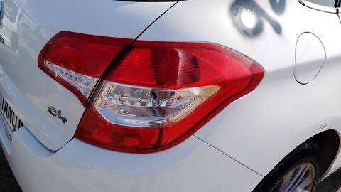 Foto 2ª: Piloto Trasero Derecho Citroen C4 SEDUCTION 114CV 84KW [9H05] (2014)