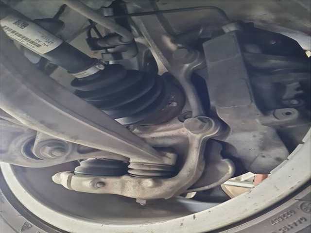 Mangueta Delantera Derecha Audi Q5 2.0 TDI 150CV 110KW
