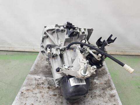 Foto 3ª: Caja Cambios Renault Clio 1.2 16V 72CV [D4F740] (2012)